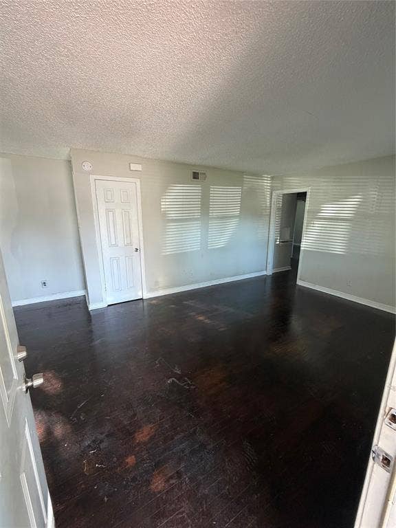 12220 Holt Drive, Dallas, TX 75218 12220 Holt Drive, Dallas, TX 75218
