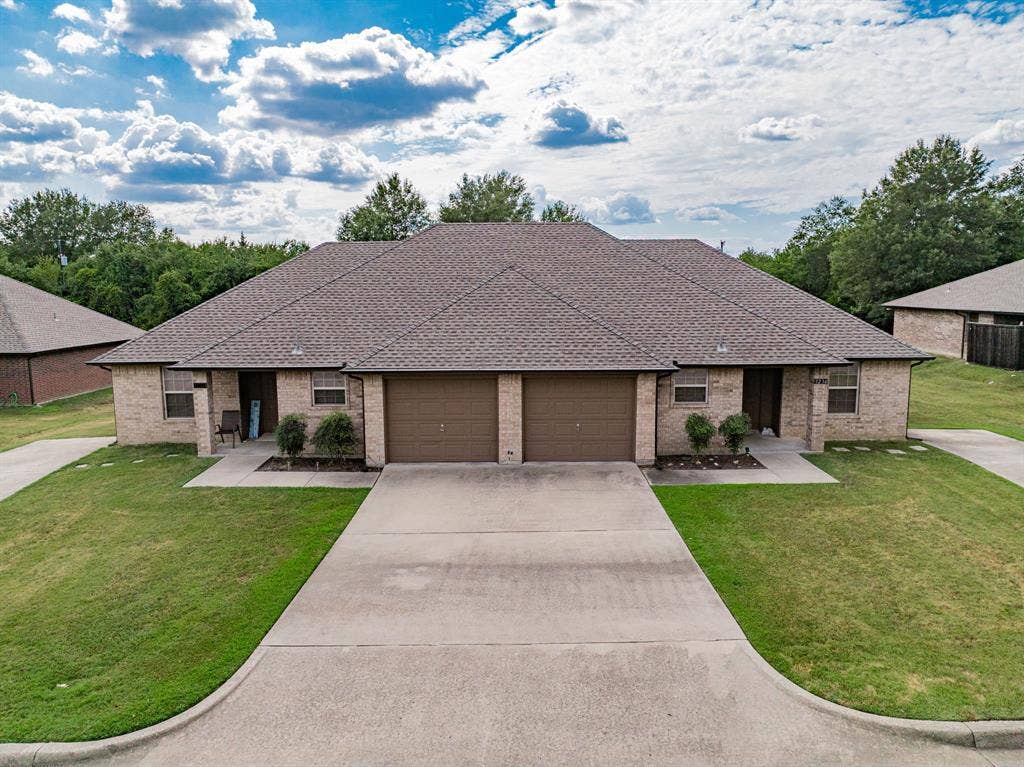 26 Duplex Portfolio, Commerce, TX 75428