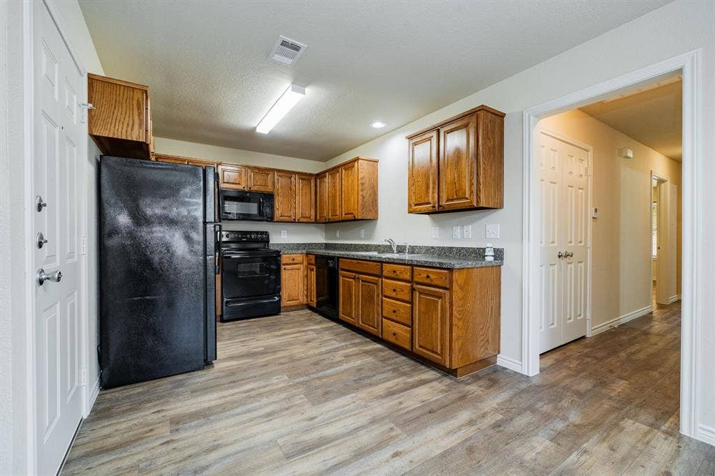 26 Duplex Portfolio, Commerce, TX 75428