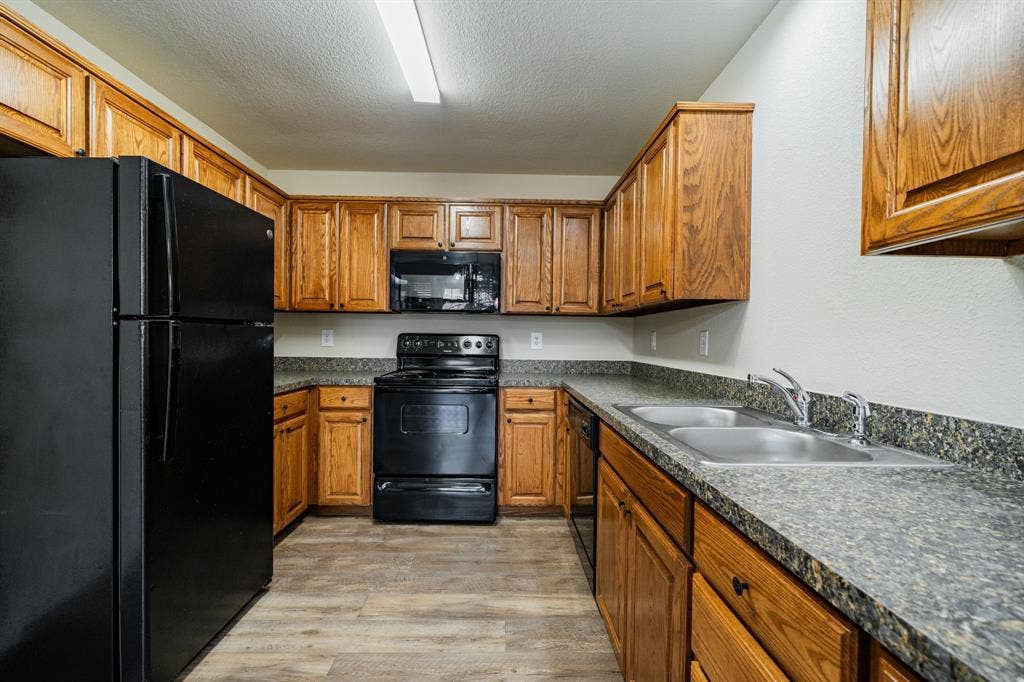26 Duplex Portfolio, Commerce, TX 75428