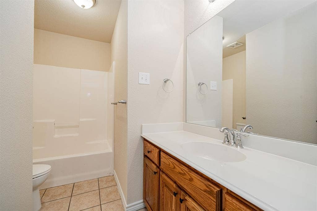 26 Duplex Portfolio, Commerce, TX 75428