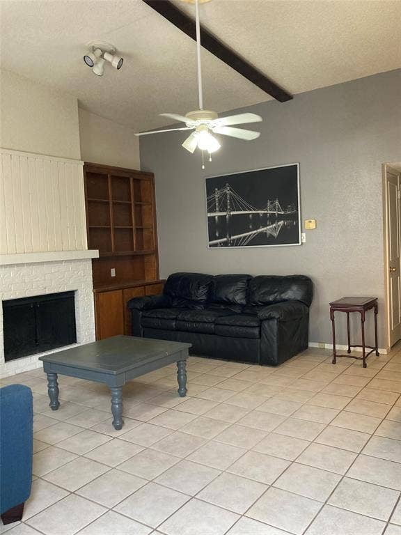 2714 McCart Avenue, Fort Worth, TX 76110 2714 McCart Avenue, Fort Worth, TX 76110