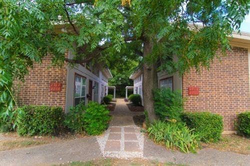 2714 McCart Avenue, Fort Worth, TX 76110 2714 McCart Avenue, Fort Worth, TX 76110
