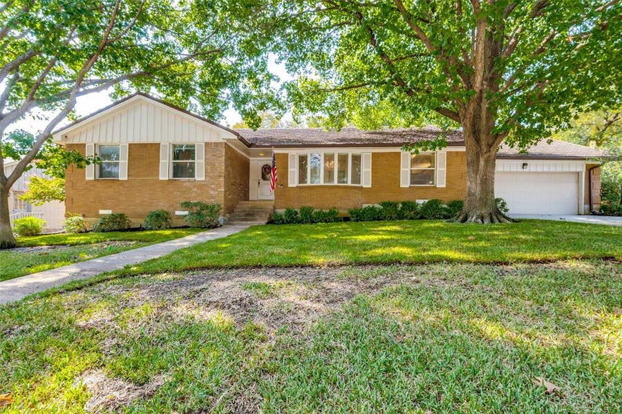 Property photo for 3005 Coronado Street, Irving, TX