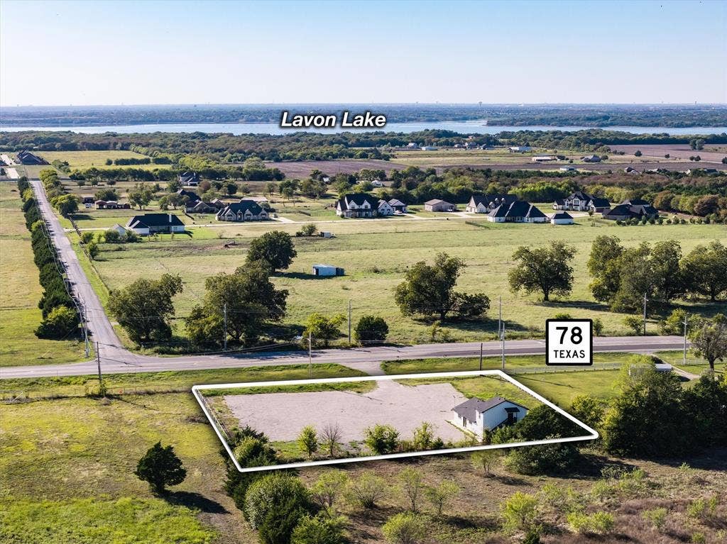 2467 State Highway 78 S, Farmersville, TX 75442
