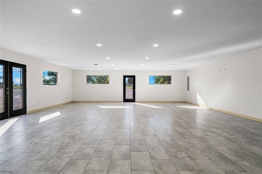 2467 State Highway 78 S, Farmersville, TX 75442