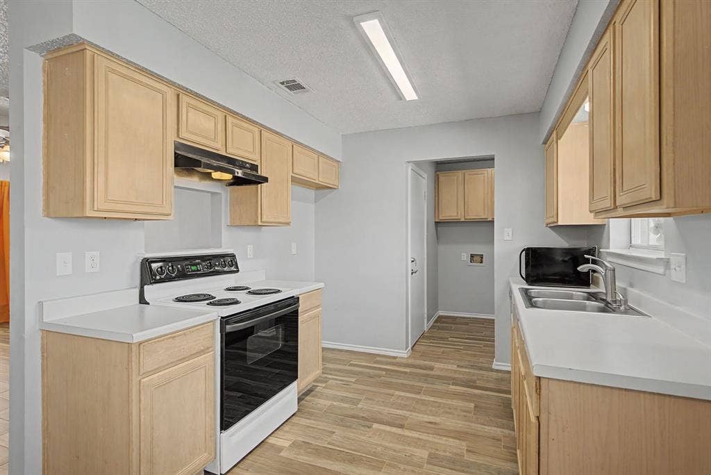 114 Prairie Creek Circle, Princeton, TX 75407 114 Prairie Creek Circle, Princeton, TX 75407