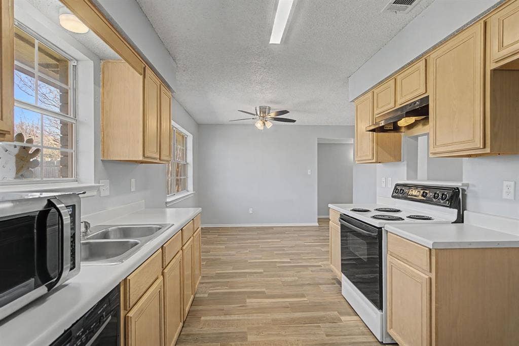 114 Prairie Creek Circle, Princeton, TX 75407 114 Prairie Creek Circle, Princeton, TX 75407