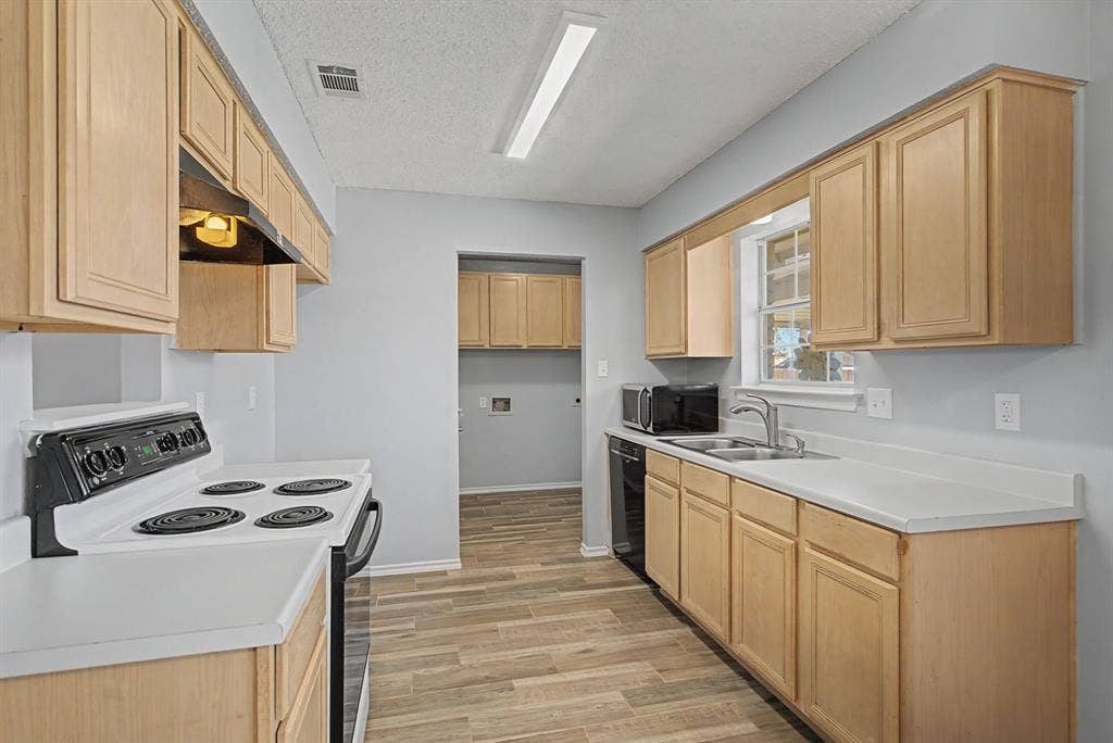 114 Prairie Creek Circle, Princeton, TX 75407 114 Prairie Creek Circle, Princeton, TX 75407