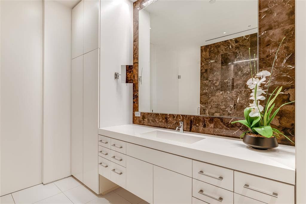 1717 Arts Plaza, #2303, Dallas, TX 75201