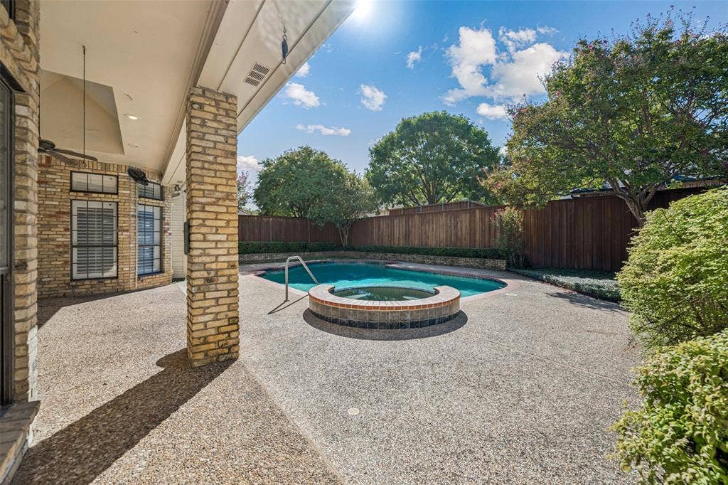 5806 London Lane, Dallas, TX 75252 5806 London Lane, Dallas, TX 75252