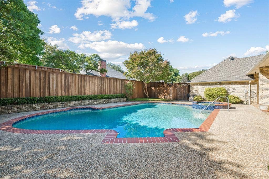 5806 London Lane, Dallas, TX 75252 5806 London Lane, Dallas, TX 75252