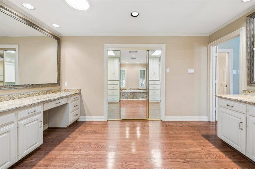 5806 London Lane, Dallas, TX 75252 5806 London Lane, Dallas, TX 75252