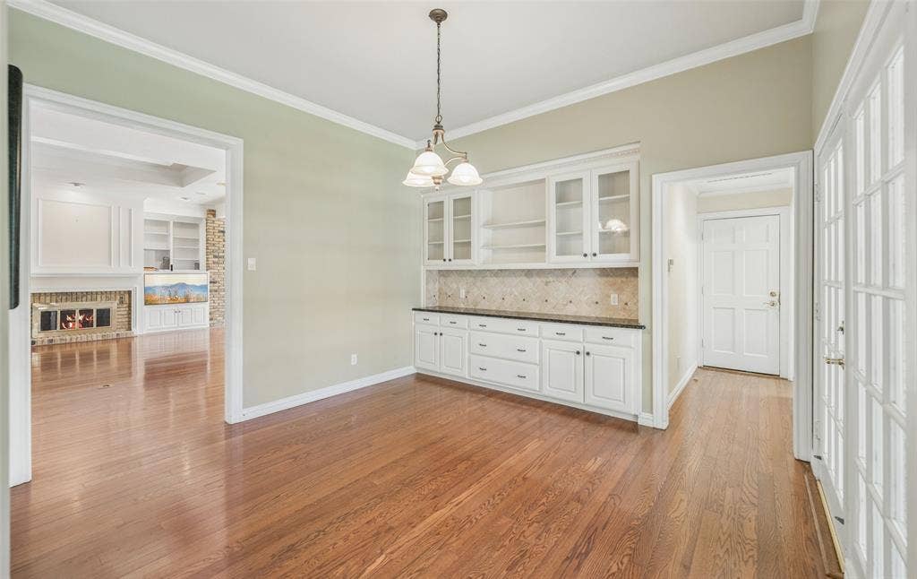 5806 London Lane, Dallas, TX 75252 5806 London Lane, Dallas, TX 75252