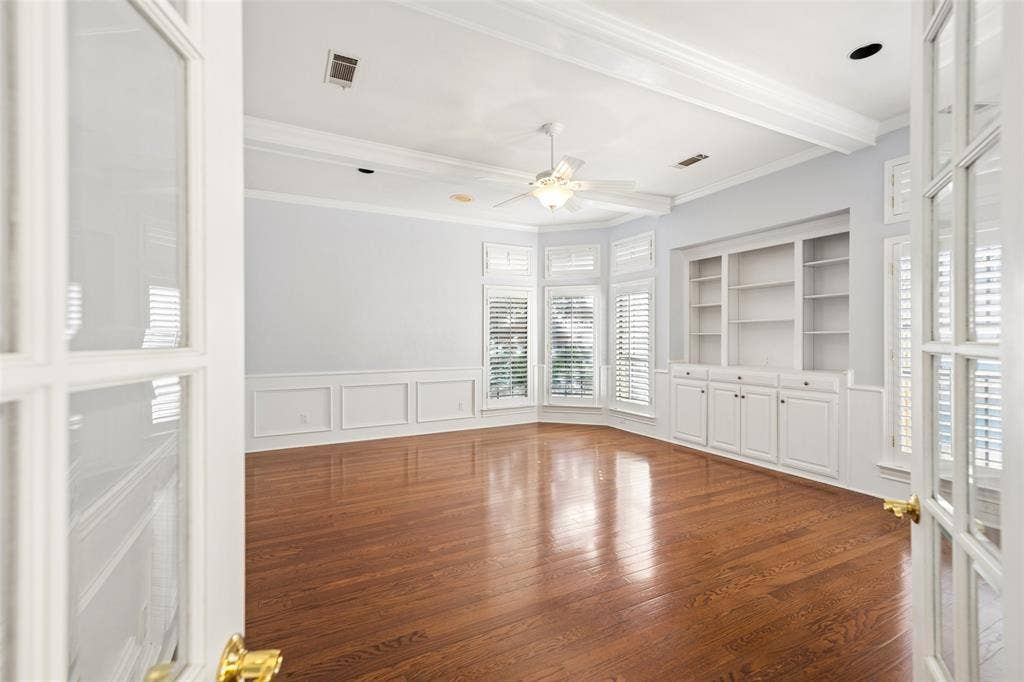 5806 London Lane, Dallas, TX 75252 5806 London Lane, Dallas, TX 75252