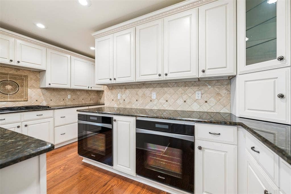 5806 London Lane, Dallas, TX 75252 5806 London Lane, Dallas, TX 75252