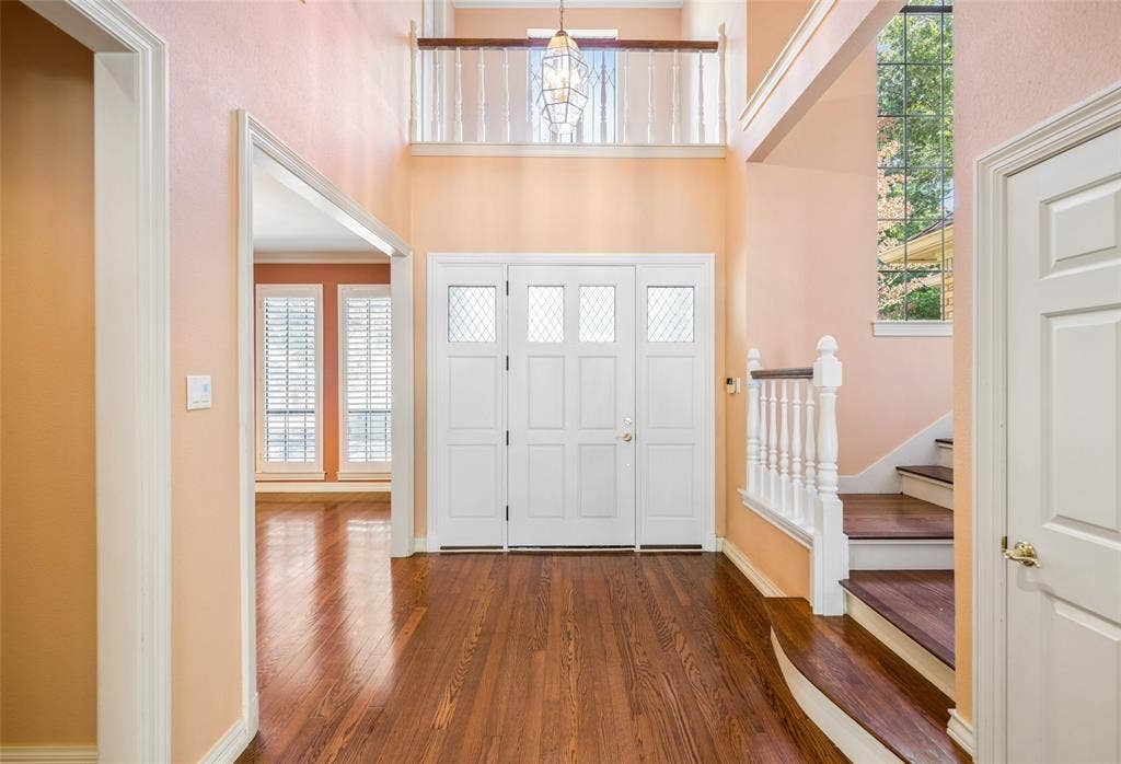 5806 London Lane, Dallas, TX 75252 5806 London Lane, Dallas, TX 75252