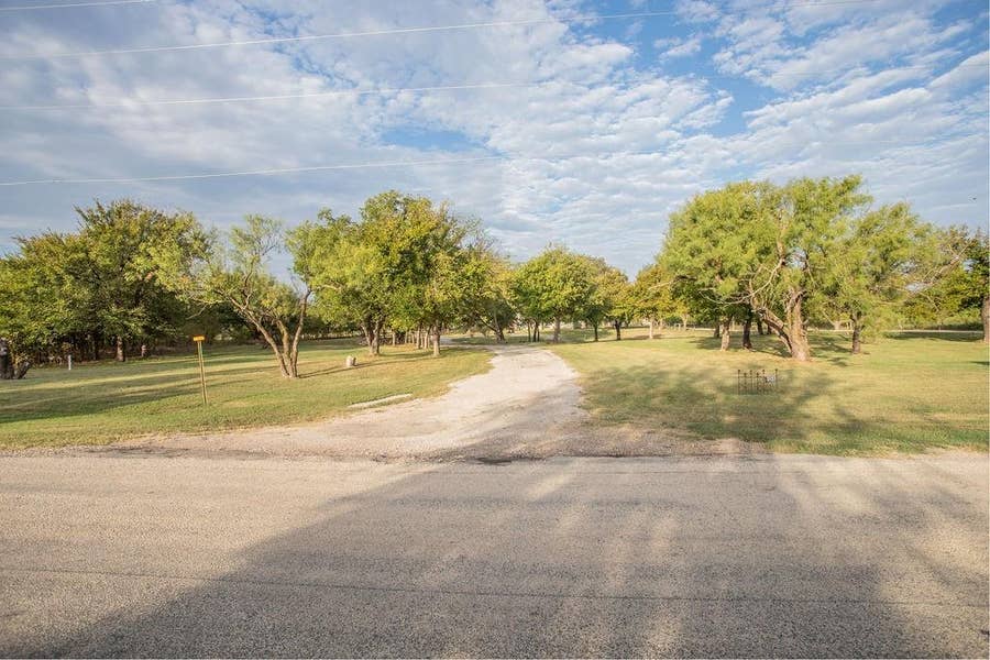 Property photo for 180 County Road 148, Albany, TX
