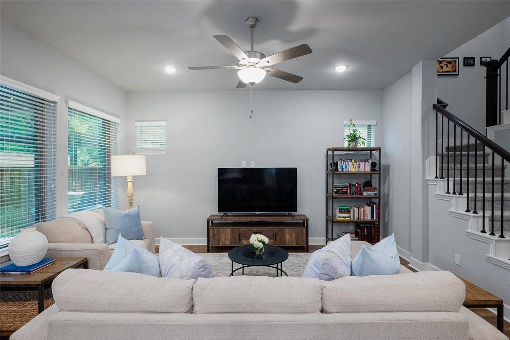 3436 Evening Petal Lane, Dallas, TX 75229 3436 Evening Petal Lane, Dallas, TX 75229