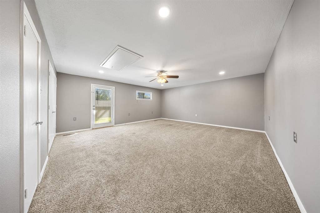 9735 Queenswood Lane, Dallas, TX 75238 9735 Queenswood Lane, Dallas, TX 75238
