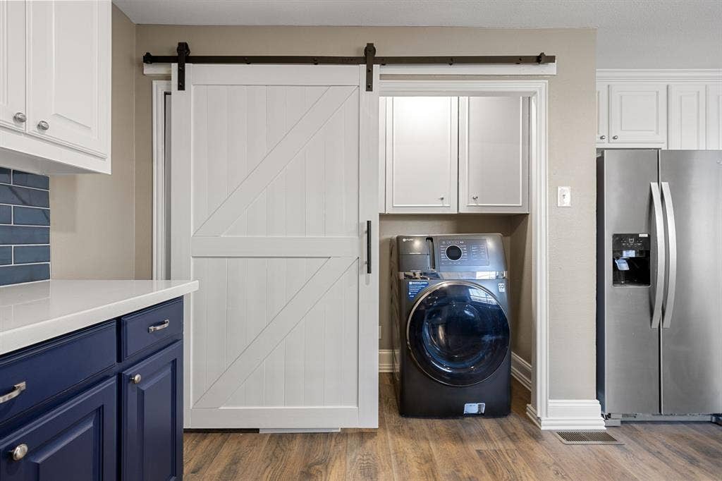 9735 Queenswood Lane, Dallas, TX 75238 9735 Queenswood Lane, Dallas, TX 75238