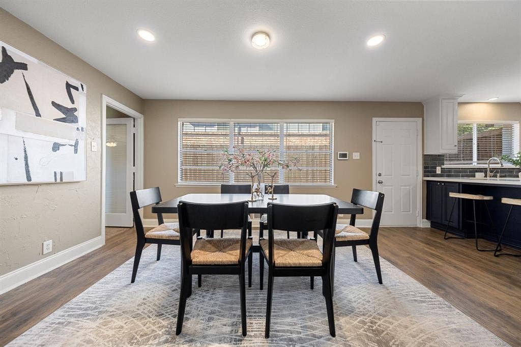 9735 Queenswood Lane, Dallas, TX 75238 9735 Queenswood Lane, Dallas, TX 75238