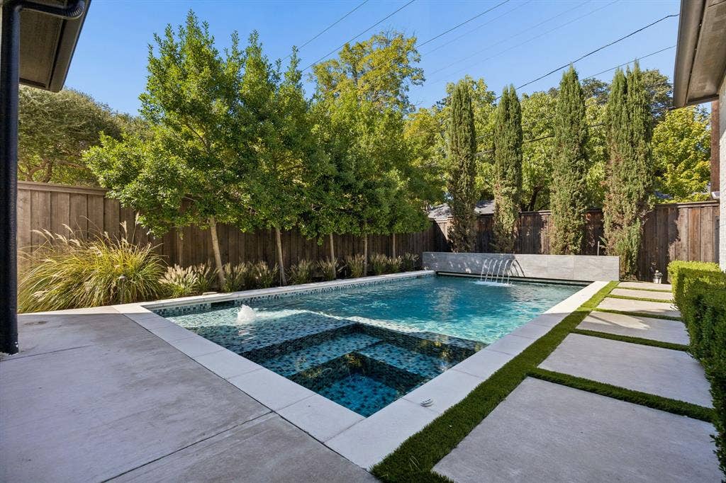 4224 Amherst Avenue, University Park, TX 75225 Pool