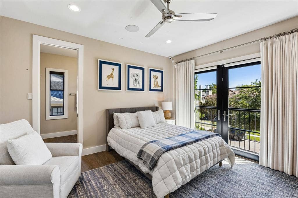 4224 Amherst Avenue, University Park, TX 75225 Bedroom 4