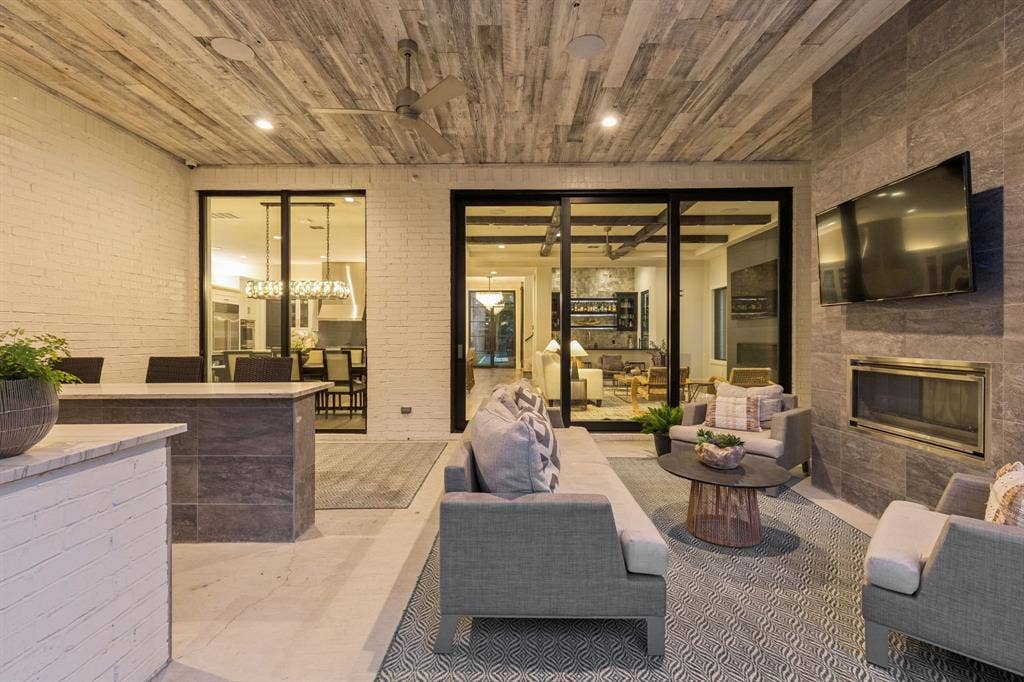 4224 Amherst Avenue, University Park, TX 75225 Outdoor Living Area