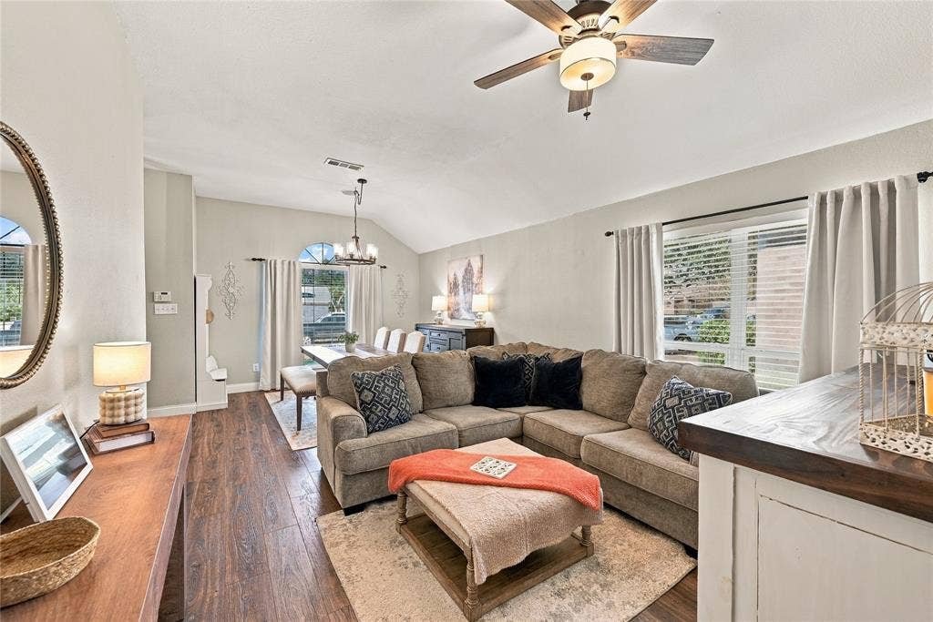 506 Timber Drive, Waxahachie, TX 75165 506 Timber Drive, Waxahachie, TX 75165