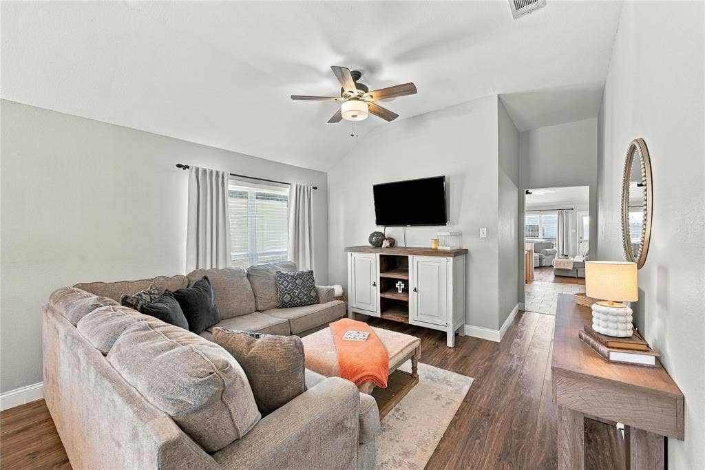 506 Timber Drive, Waxahachie, TX 75165 506 Timber Drive, Waxahachie, TX 75165