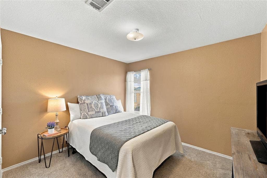506 Timber Drive, Waxahachie, TX 75165 506 Timber Drive, Waxahachie, TX 75165