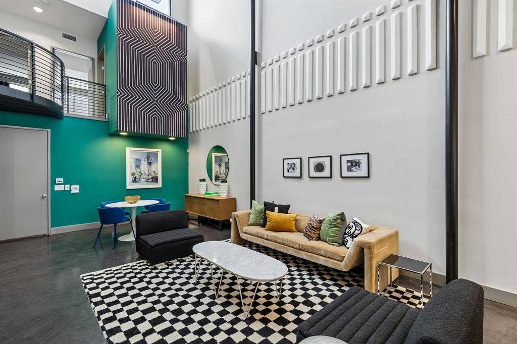 3819 Commerce Street, Dallas, TX 75226 3819 Commerce Street, Dallas, TX 75226