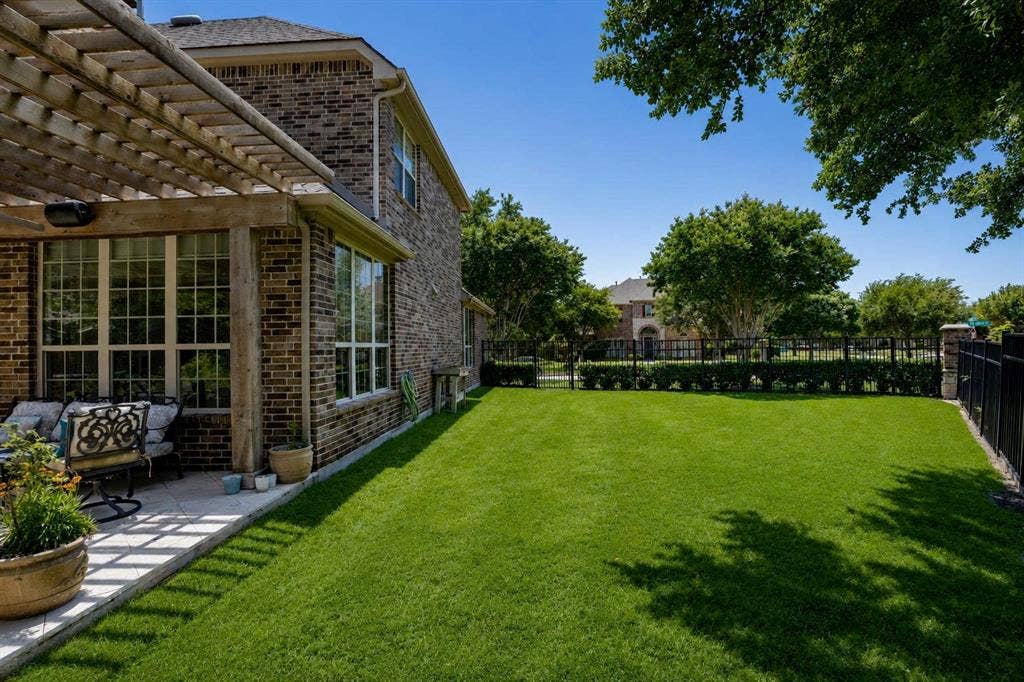 864 Willow Winds Street, Allen, TX 75013 864 Willow Winds Street, Allen, TX 75013