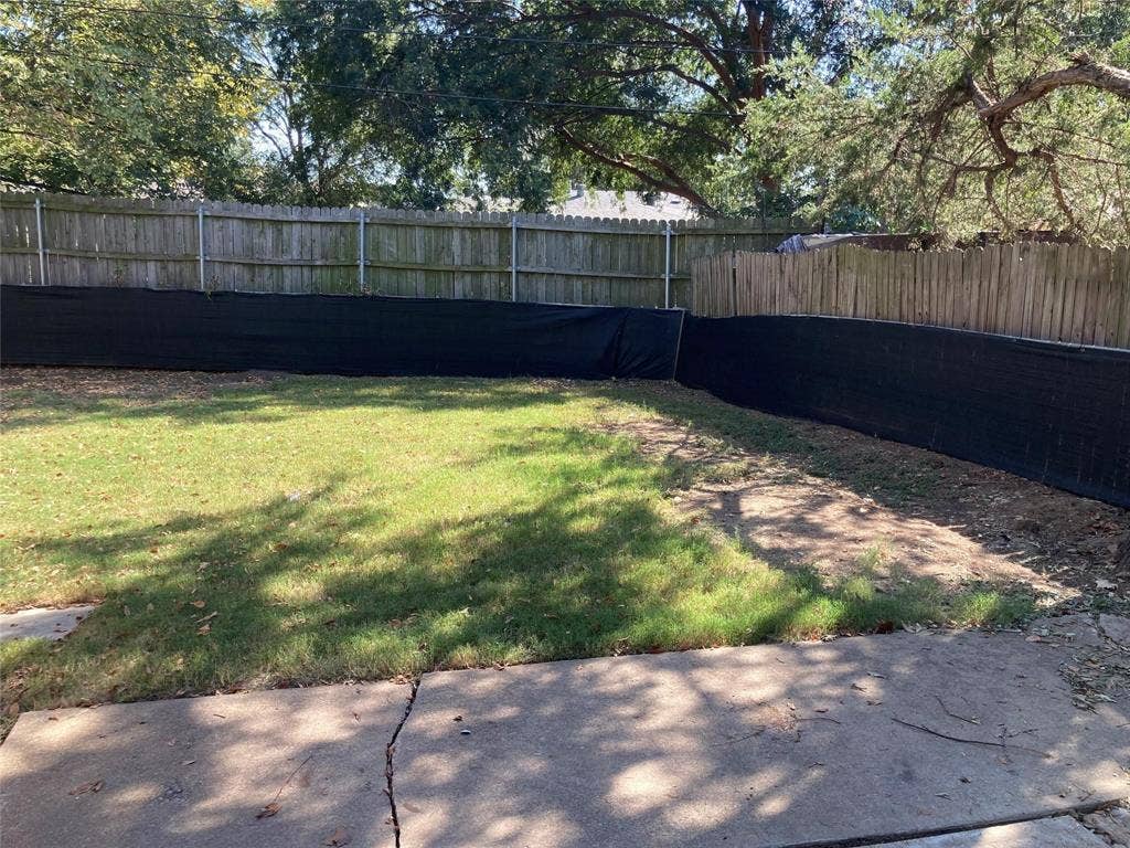 2522 Cunningham Street, Irving, TX 75062 2522 Cunningham Street, Irving, TX 75062