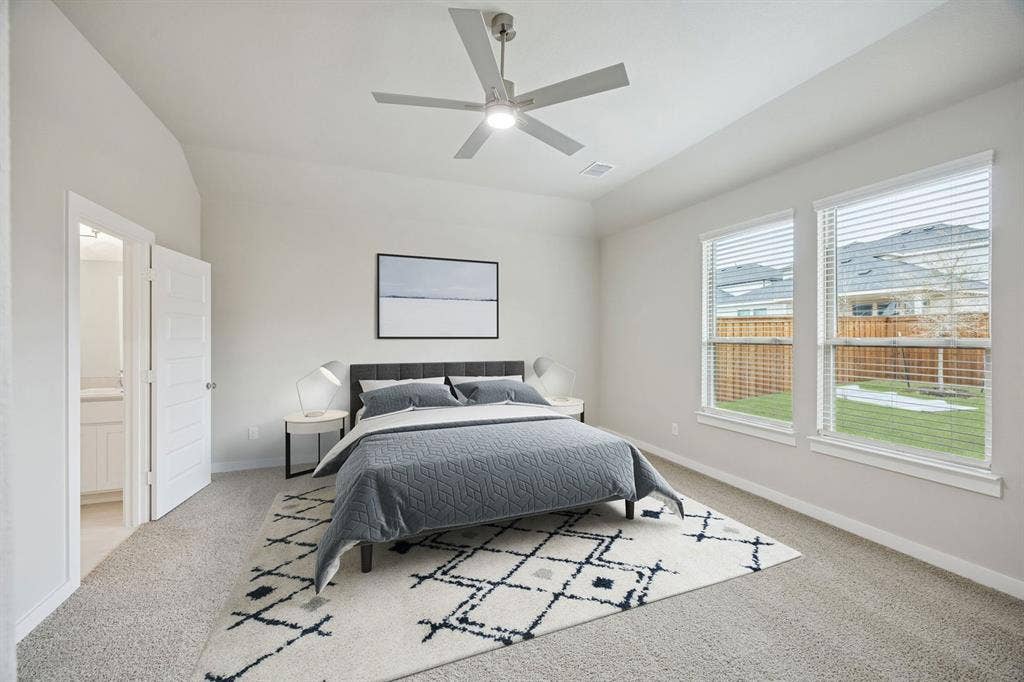 1321 Companero Street, Haslet, TX 76052 Primary Suite in the Stanley II home plan – REPRESENTATIVE PHOTO