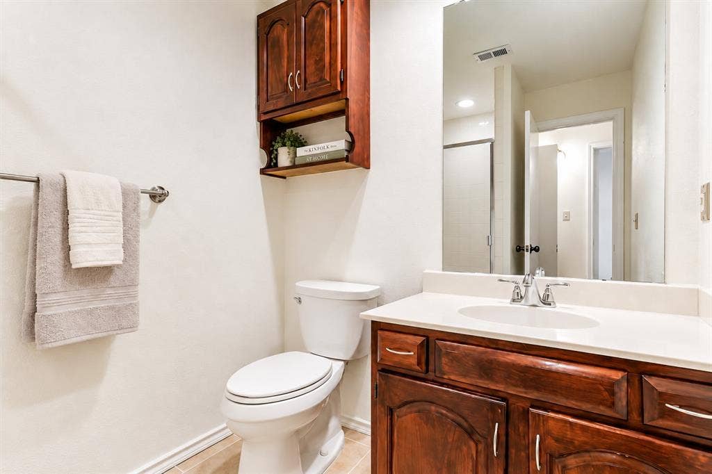 5100 Verde Valley Lane, #280, Dallas, TX 75254 5100 Verde Valley Lane, #280, Dallas, TX 75254