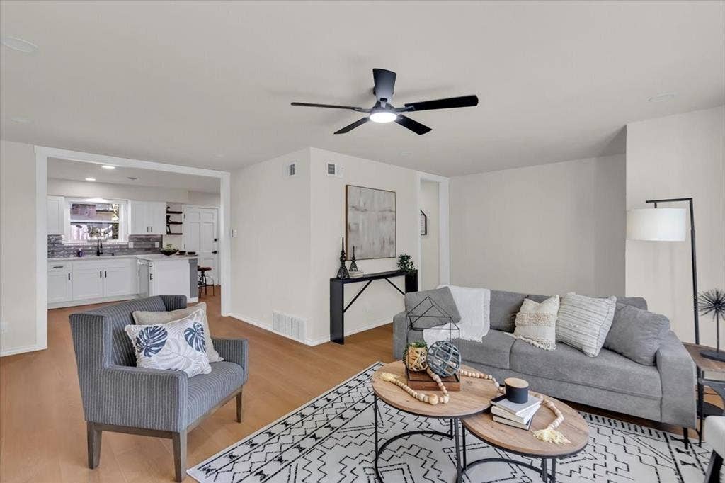 732 James Drive, Richardson, TX 75080 732 James Drive, Richardson, TX 75080