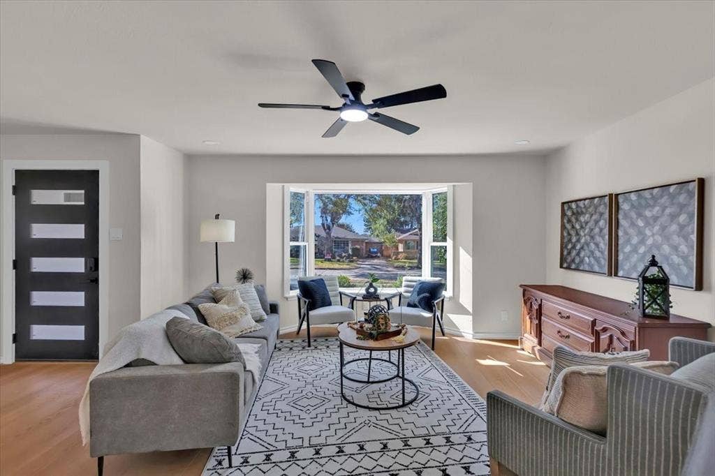 732 James Drive, Richardson, TX 75080 732 James Drive, Richardson, TX 75080