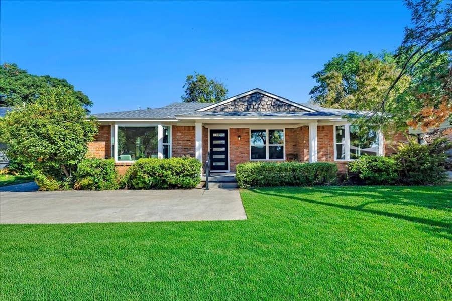 Property photo for 732 James Drive, Richardson, TX