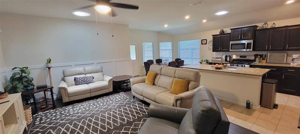 10017 Clemmons Road, Fort Worth, TX 76108 10017 Clemmons Road, Fort Worth, TX 76108