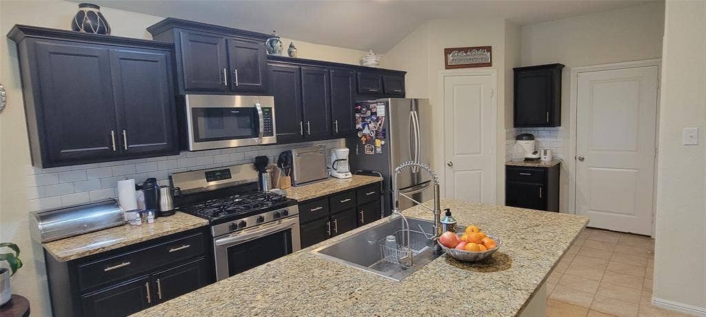 10017 Clemmons Road, Fort Worth, TX 76108 10017 Clemmons Road, Fort Worth, TX 76108