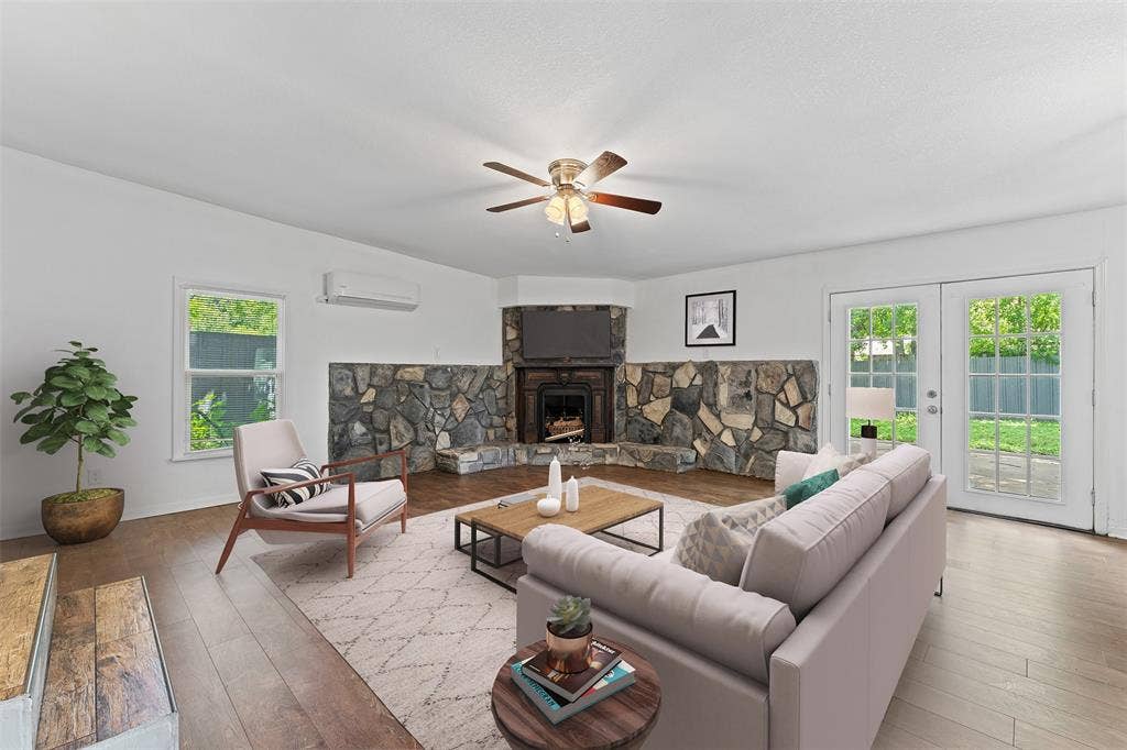1924 Connally Street, Waco, TX 76711 Virtually staged