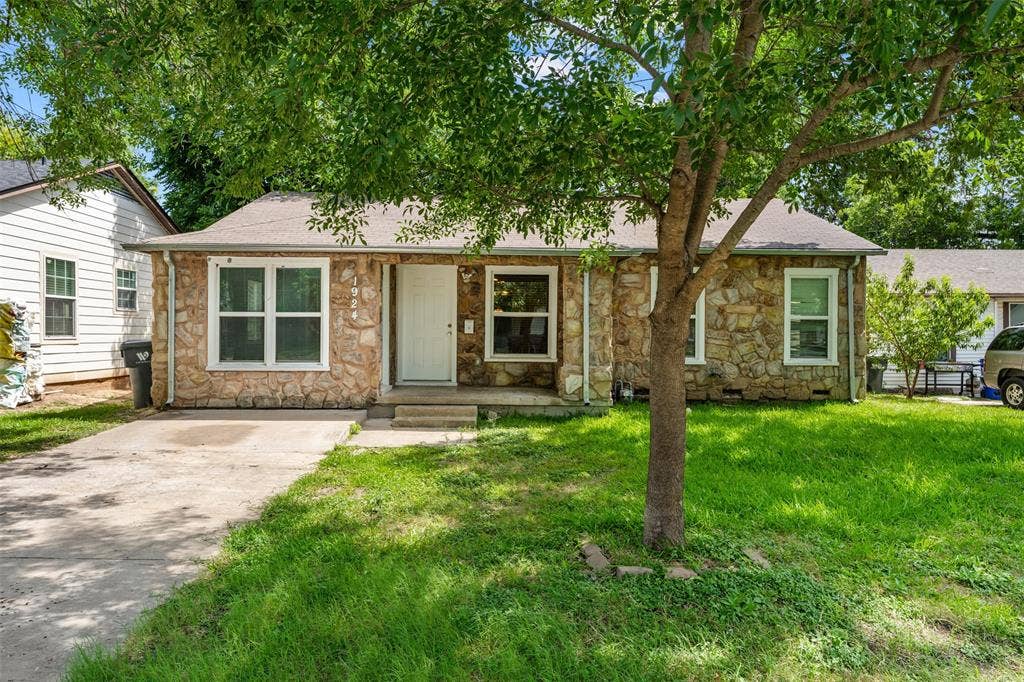 1924 Connally Street, Waco, TX 76711 1924 Connally Street, Waco, TX 76711