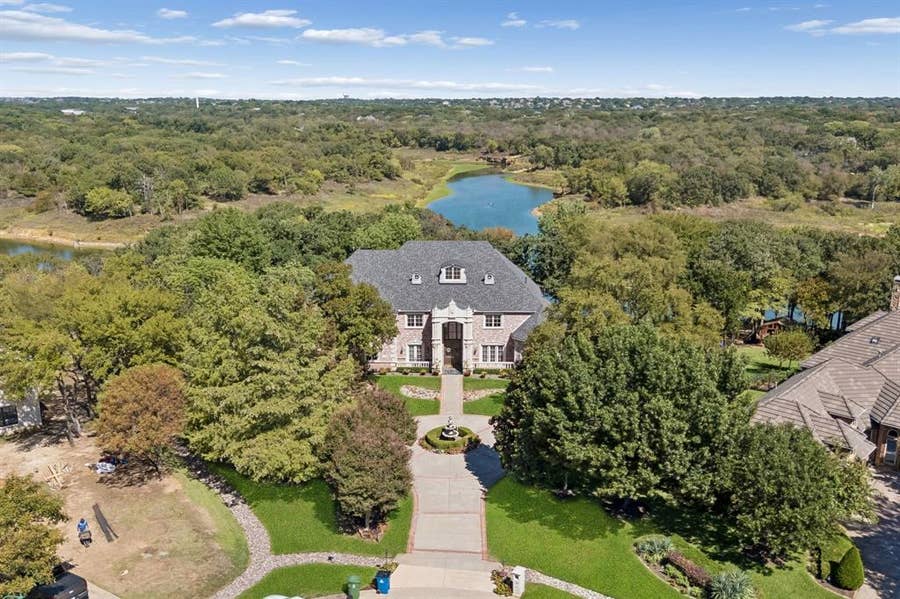 Property photo for 1704 Noble Way, Flower Mound, TX