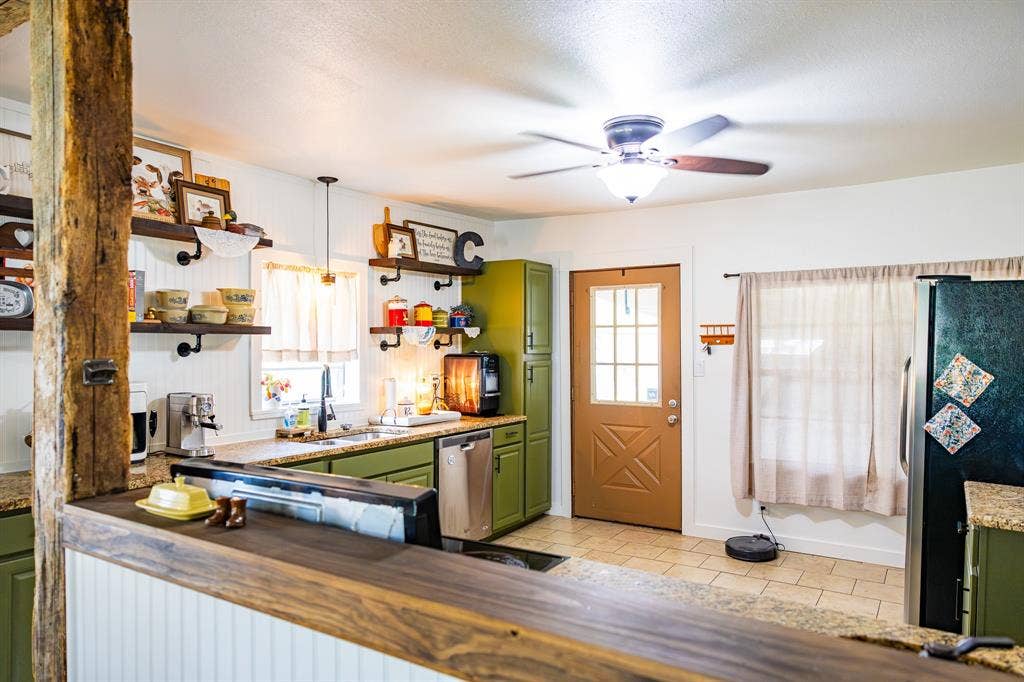 508 Fleming St., Mount Vernon, TX 75457