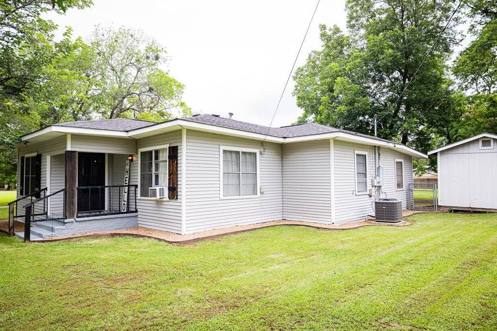 508 Fleming St., Mount Vernon, TX 75457