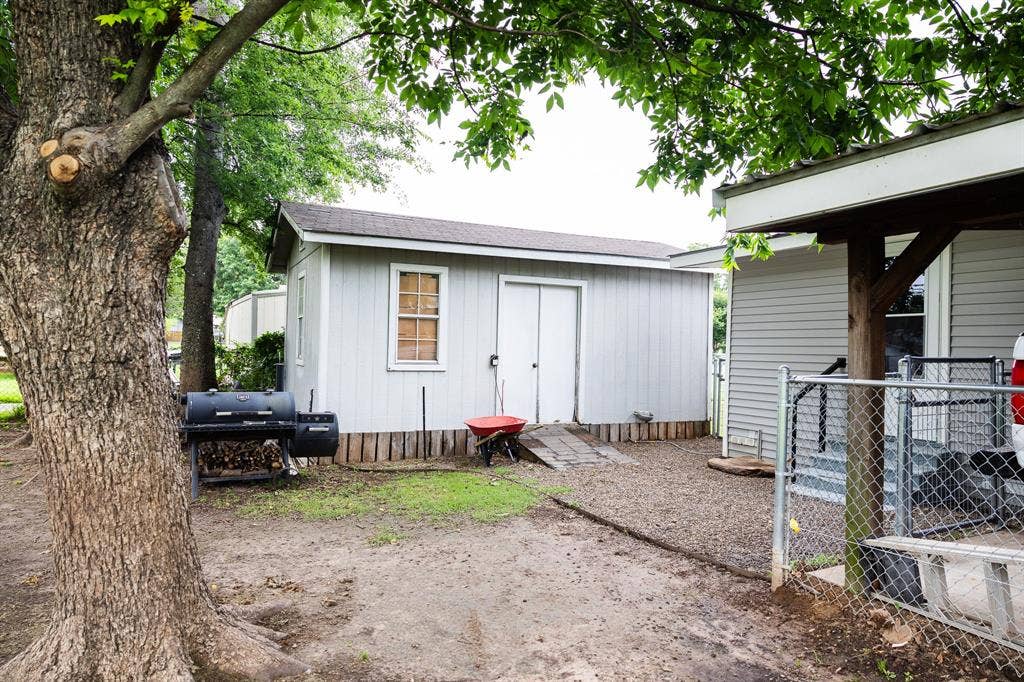 508 Fleming St., Mount Vernon, TX 75457