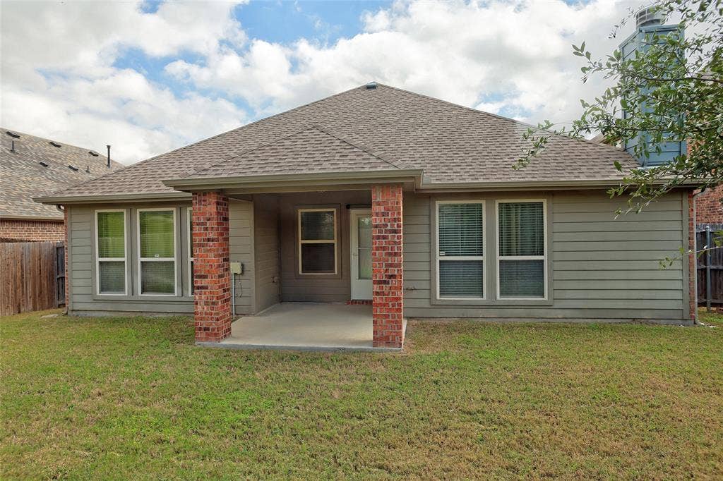 520 Rustic Oak Lane, McKinney, TX 75072 520 Rustic Oak Lane, McKinney, TX 75072