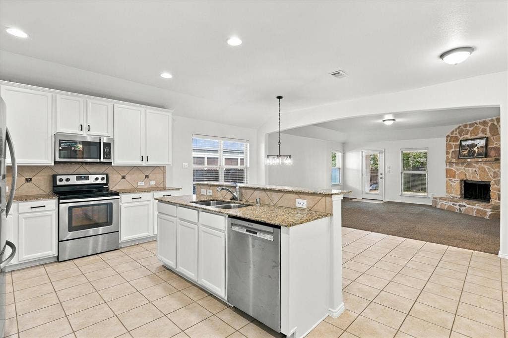 1301 Lasso Drive, Little Elm, TX 75068